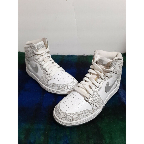 Air Jordan Retro High OG Laser BG Boys Shoes White Graffiti 4Y
